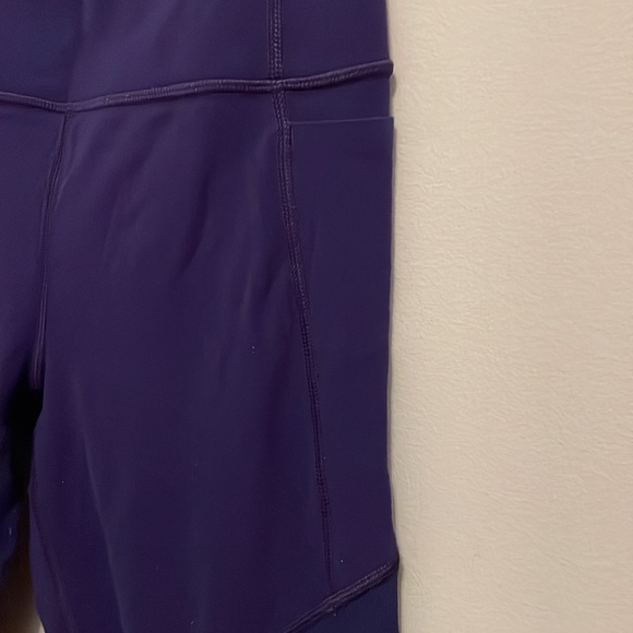 Athleta Salutation Mesh 7/8 Tight Legging - Picture 3 of 5